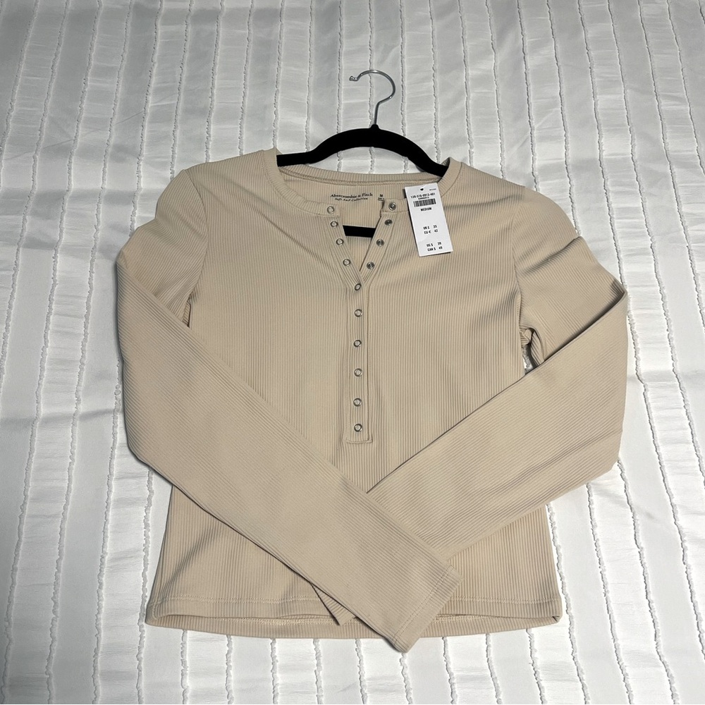 Abercrombie Soft A&F Collection Ribbed Button Long Sleeve Shirt